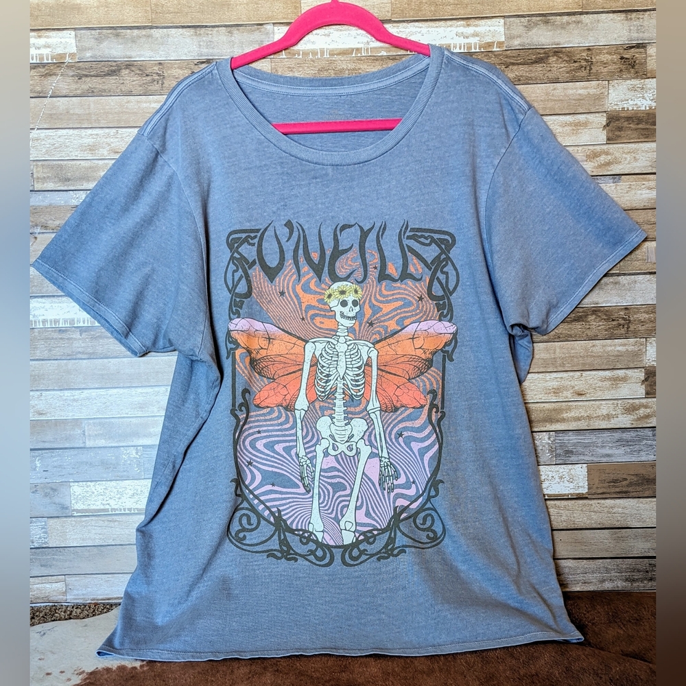 NWOT O'Neill Skull/Wings Heathered Blue Short Sleeve Tee